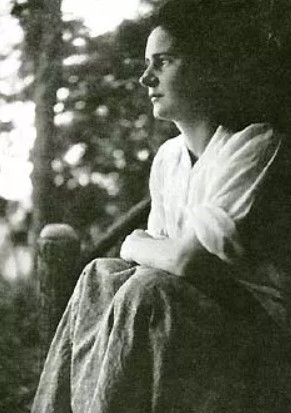 Lilian Steichen in 1916.  Photo by brother, Edward Steichen